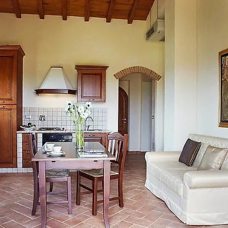 Villa Via Lippia Sleeps 3 With Pool And Air Con